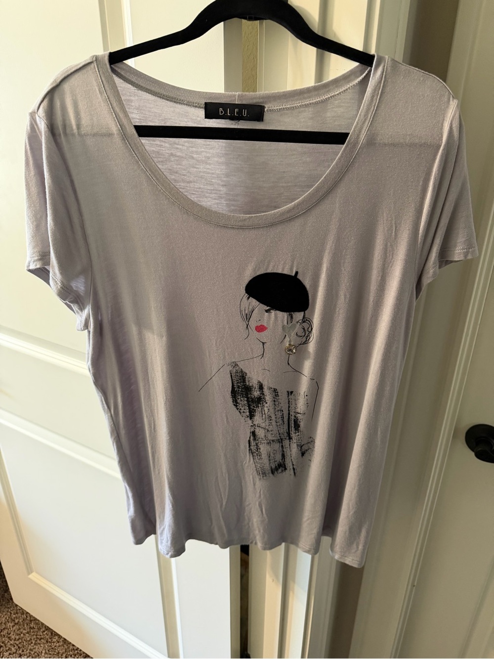 B.L.E.U. Light Gray Graphic Short-Sleeve Tee with Beret Illustration